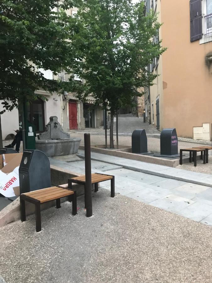 Espace Grenouillit Aubenas公寓 外观 照片